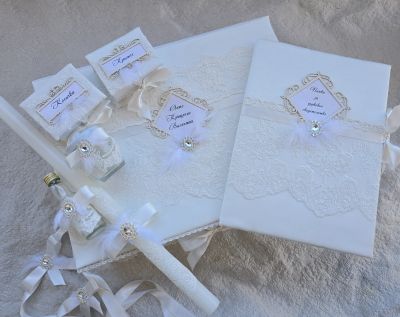 Комплект за кръщене в бяло екрю и сребърни детайли