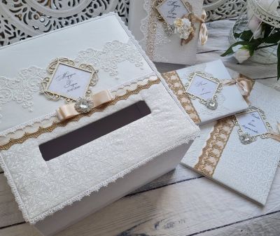 Луксозна сватбена кутия за пари с дупка от плат и дантела